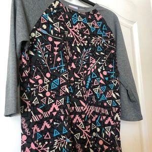 LuLaRoe Randy shirt